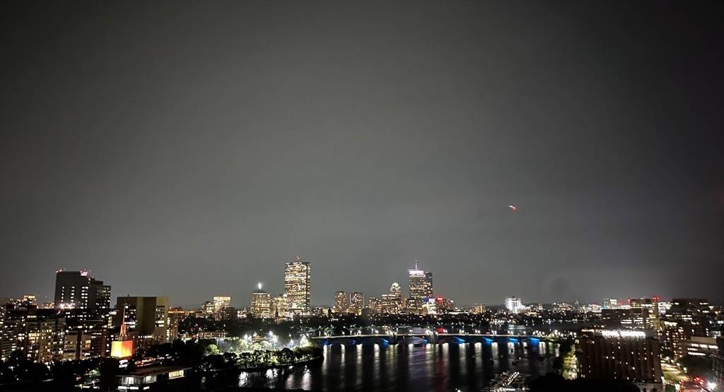 Cambridge, MA 02141,8-12 Museum Way #PH 2323
