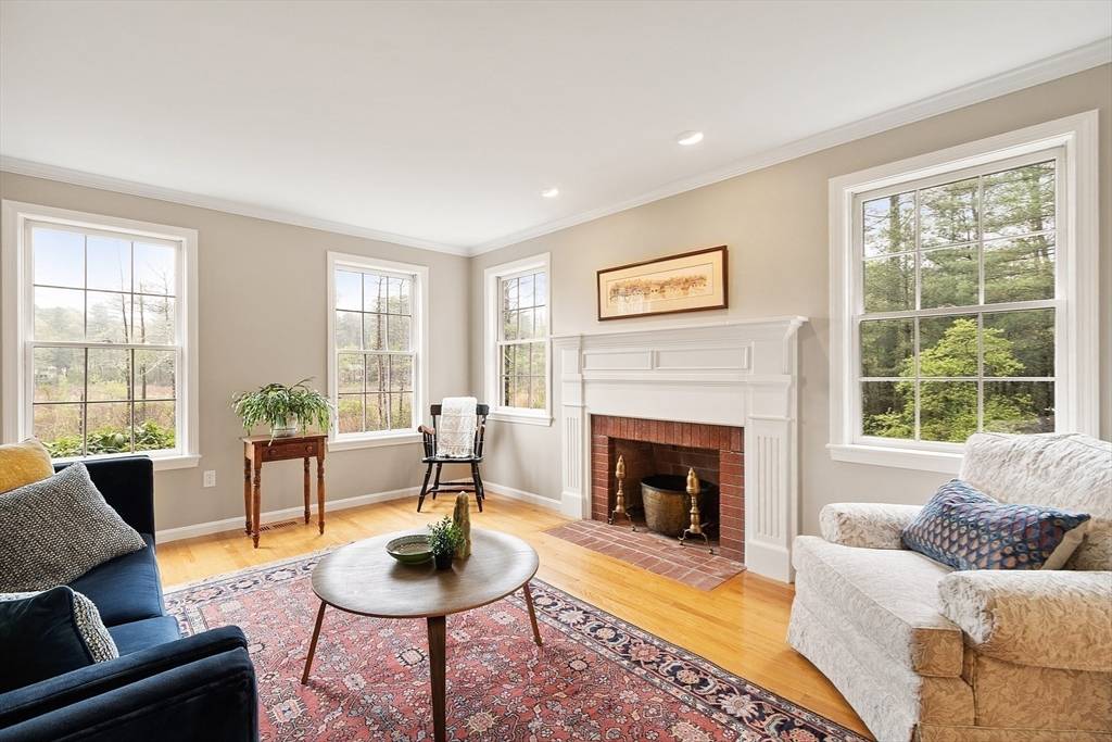 Carlisle, MA 01741,94 Brook St