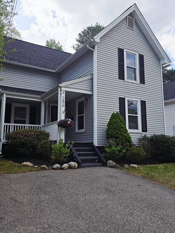 Franklin, MA 02038,286 W Central St