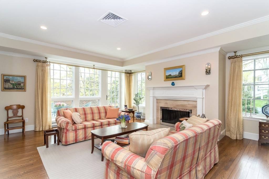 Wellesley, MA 02481,63 Garden Rd #C1