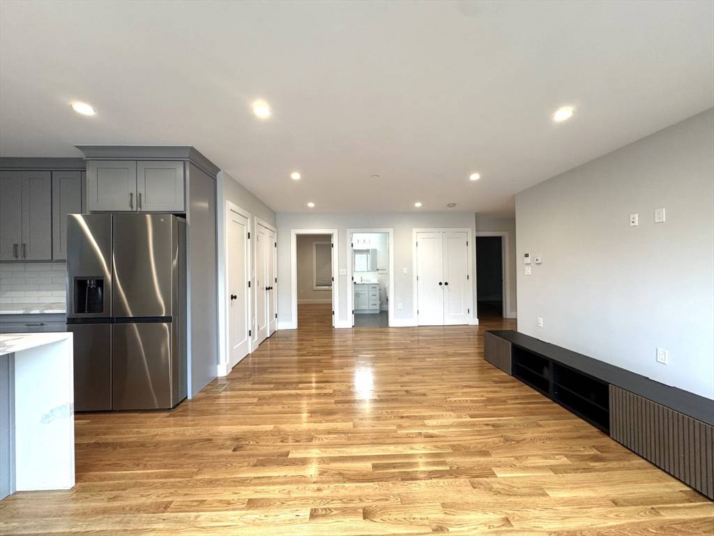 Everett, MA 02149,39 Rich Street #1
