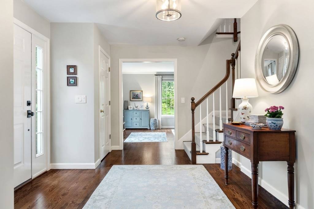 Natick, MA 01760,6 Penobscot Road