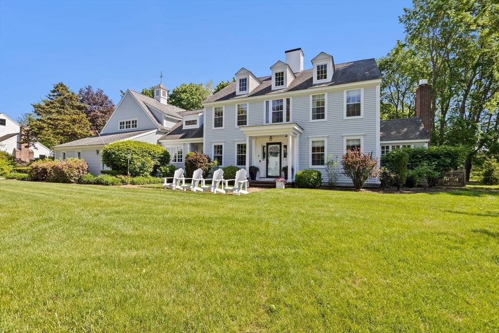 Hingham, MA 02043,4 Cutter Hill Rd