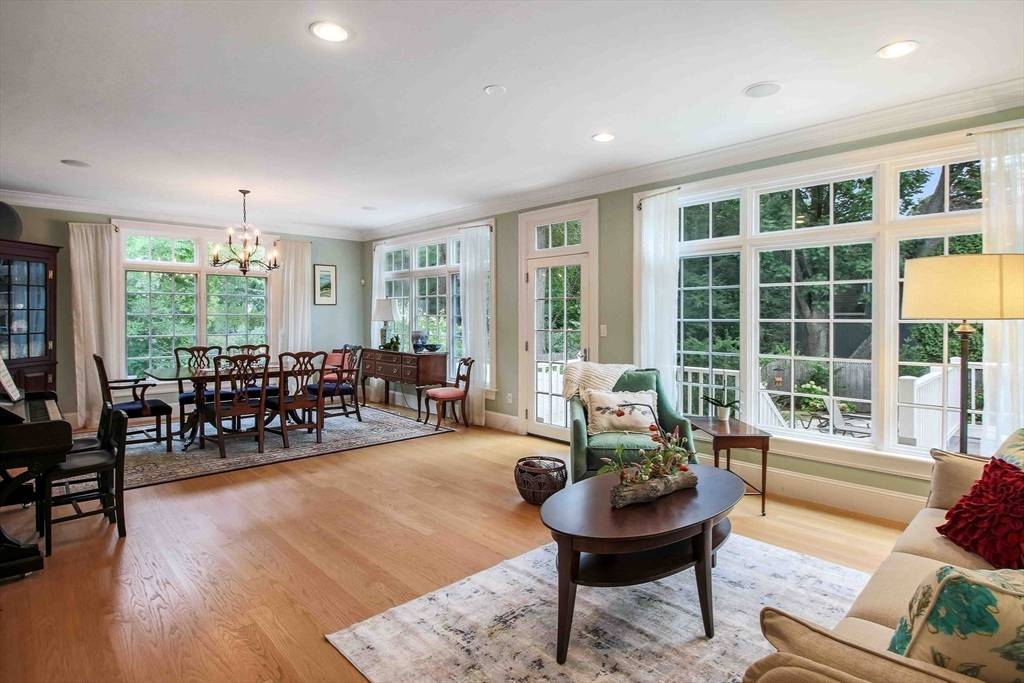 32 Twitchell St Wellesley, MA 02482