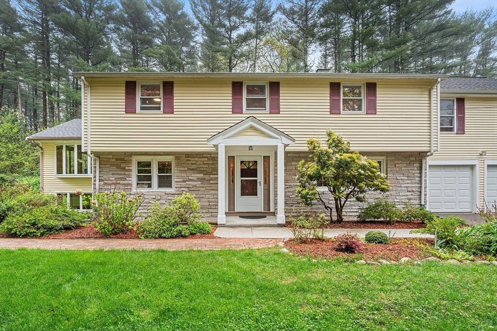 Sharon, MA 02067,41 Walpole St