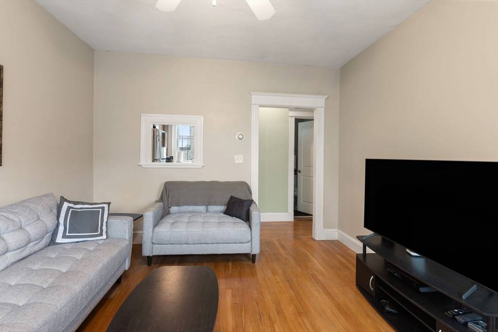 Boston, MA 02135,1669 Commonwealth Avenue #18