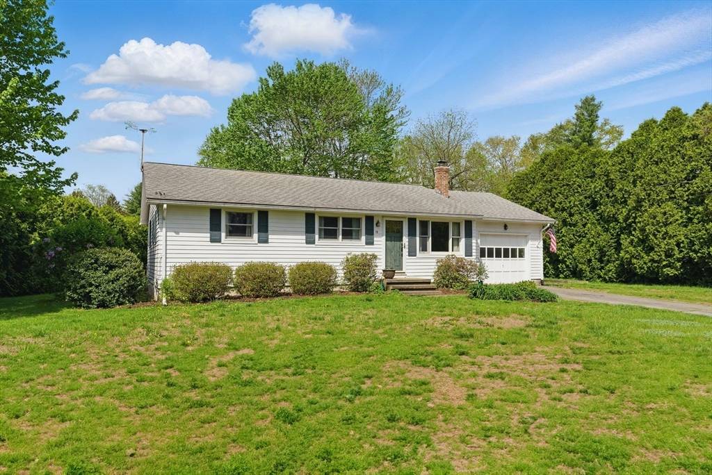 Hatfield, MA 01038,19 Straits Rd