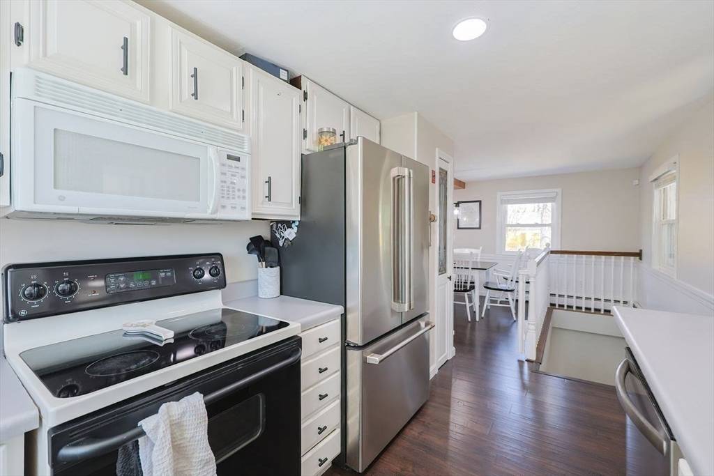 Northborough, MA 01532,97 Maple Lane