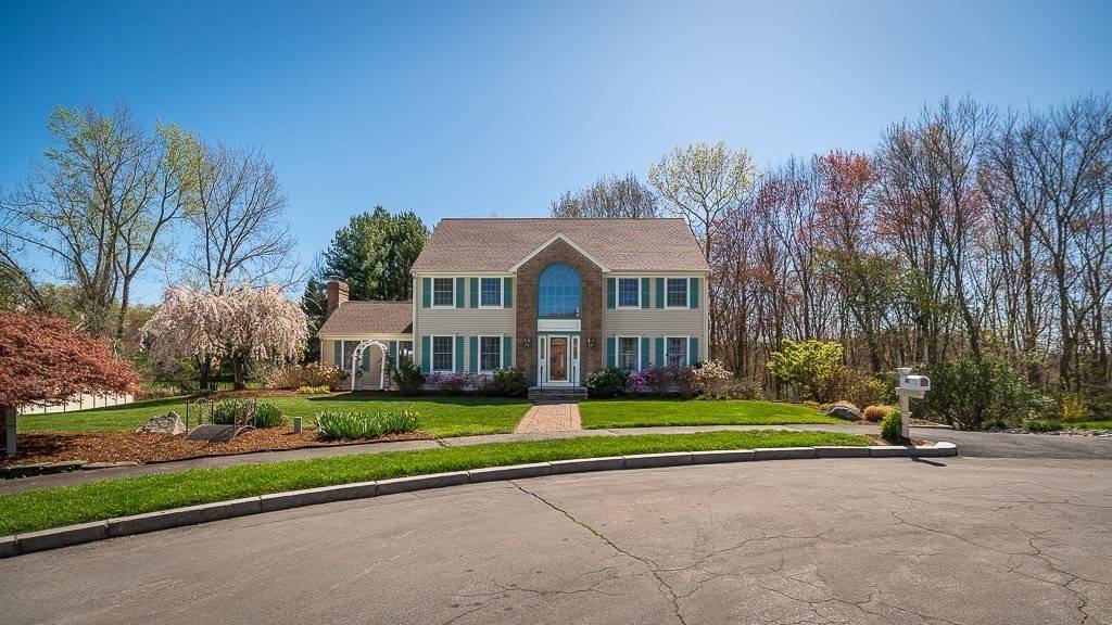 Reading, MA 01867,124 Lilah Ln