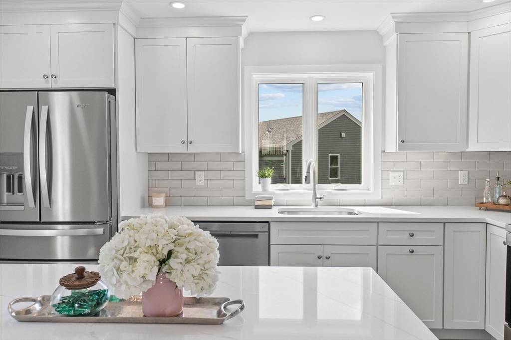 Lynn, MA 01902,27 Upland Road