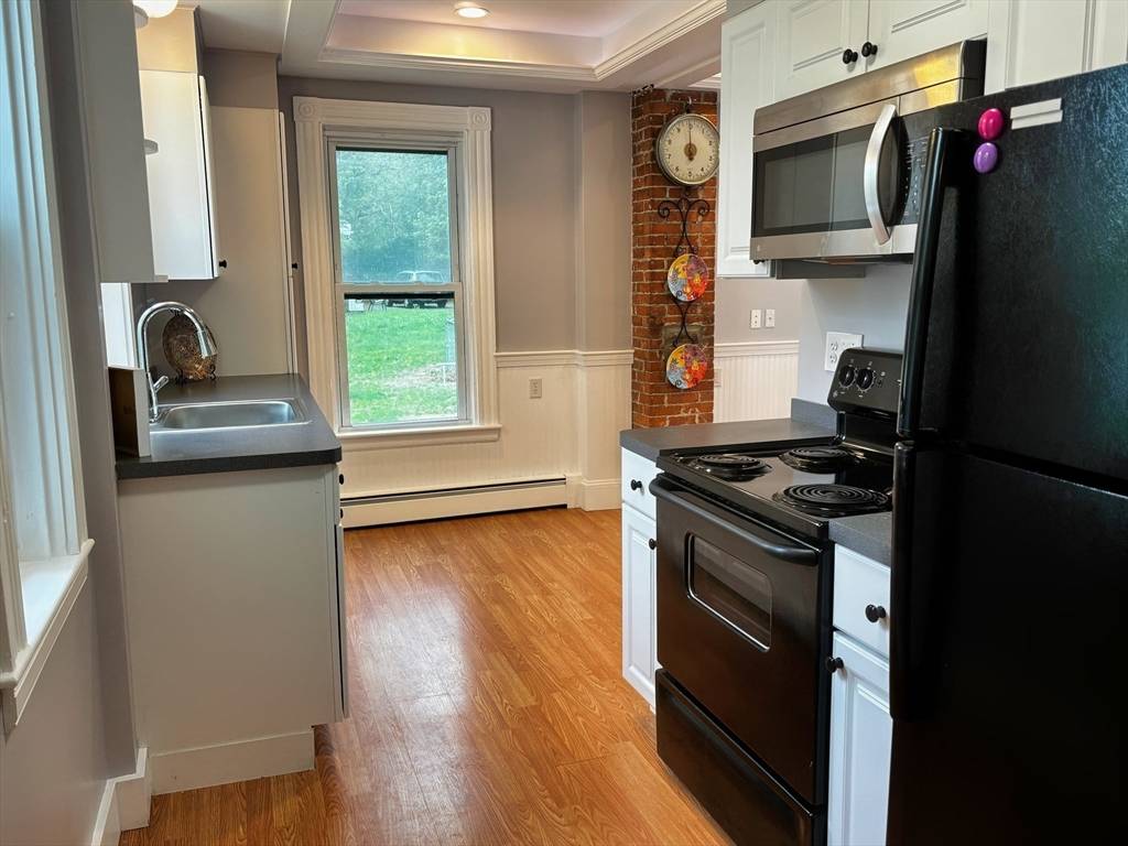 Hanson, MA 02341,1048 Main St