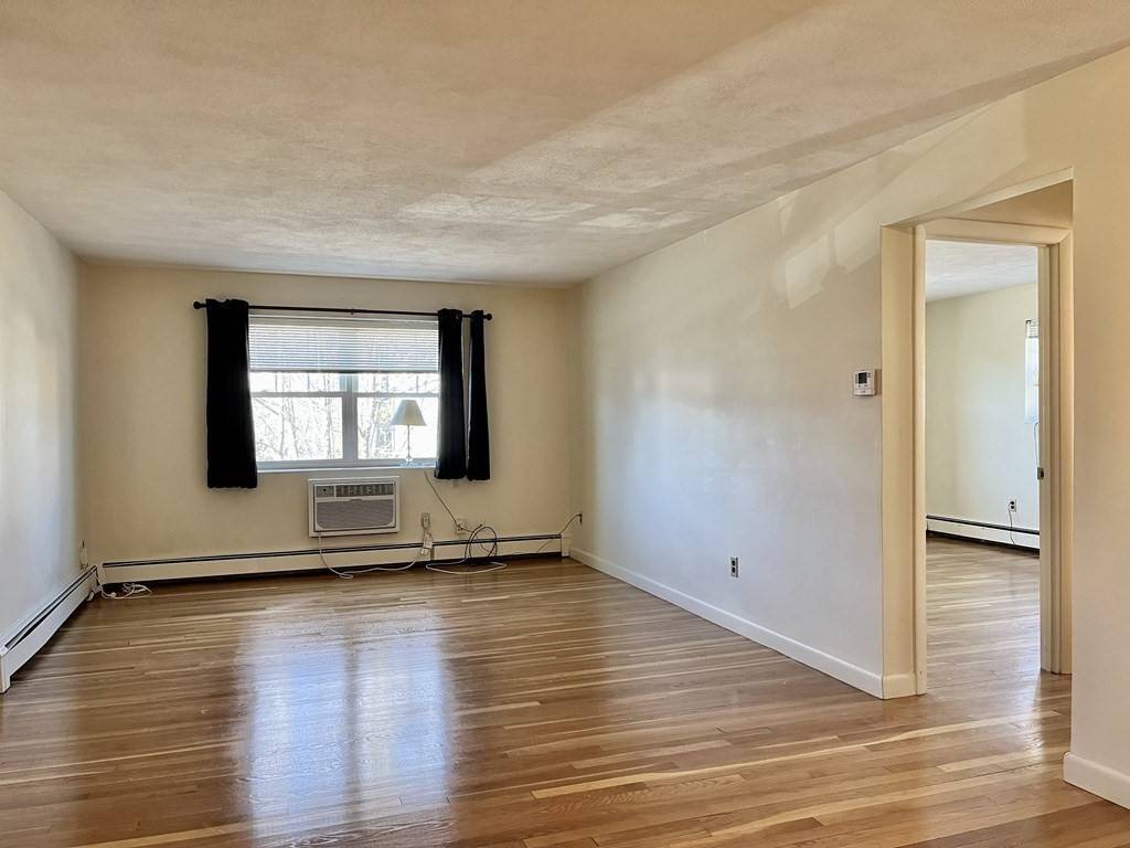 Arlington, MA 02474,1 Wyman St #4