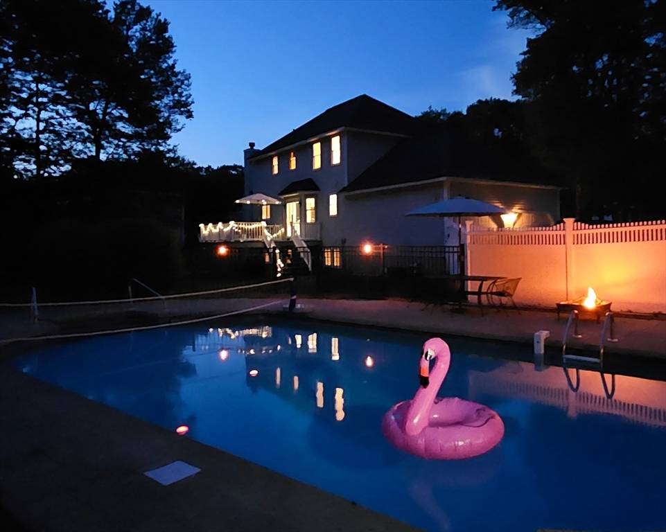 Sutton, MA 01590,3 Wildflower Dr