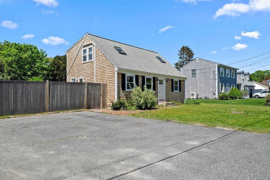 Falmouth, MA 02536,36 Blueberry Ln