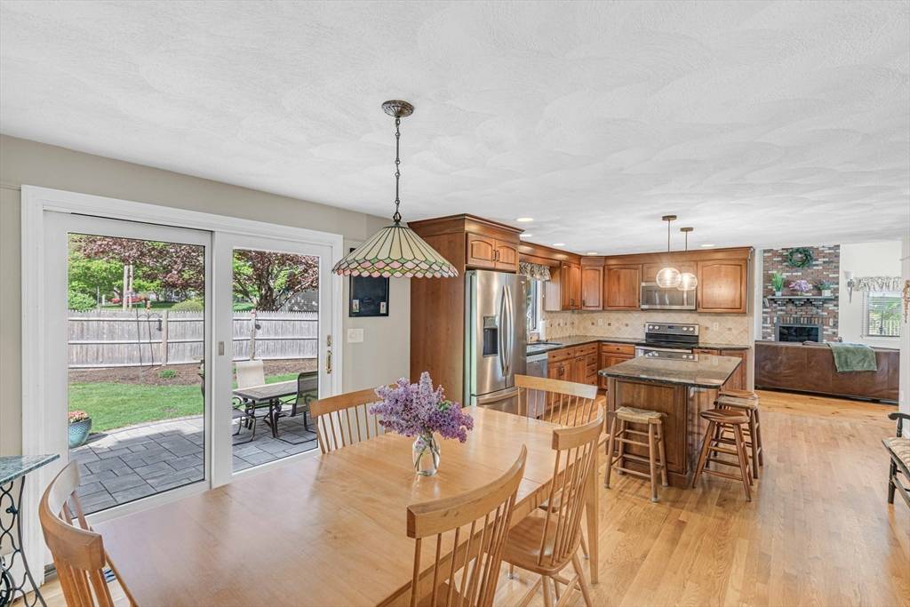 Danvers, MA 01923,4 Norwich Rd.