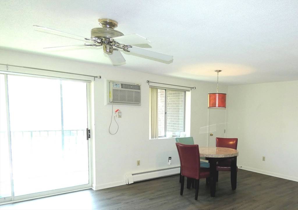 Stoneham, MA 02180,68 Main St #44C