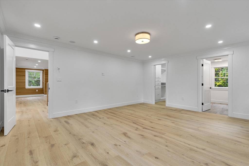 152 Pleasant Bay Rd Harwich, MA 02645