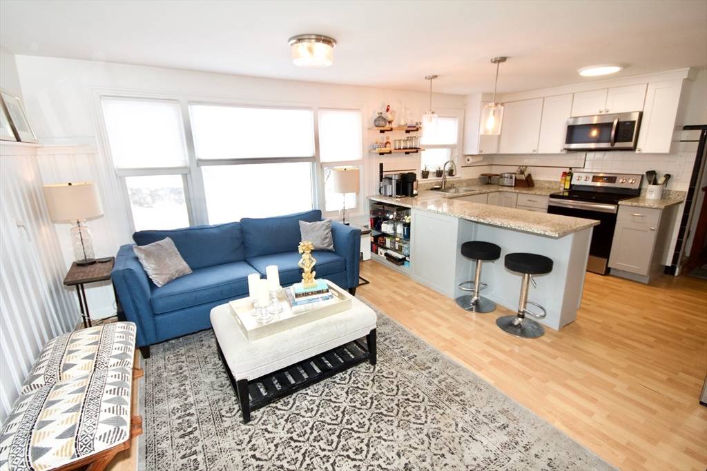 Stoneham, MA 02180,21 Avon St #1