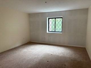 Quincy, MA 02169,58 South St #306