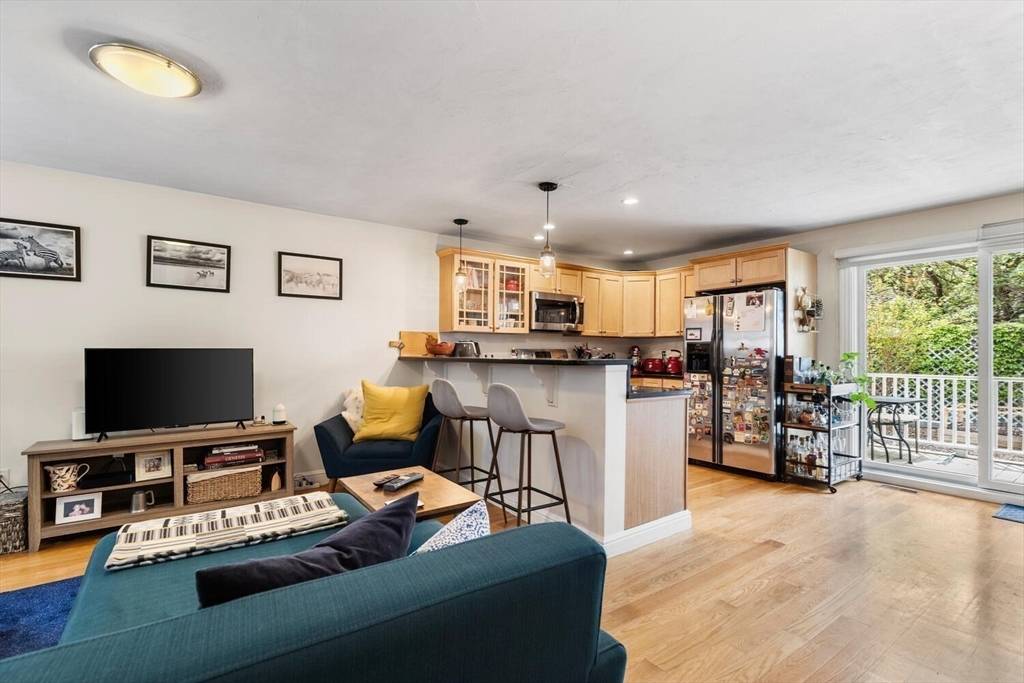 Boston, MA 02127,617-619 E. Second Street #1