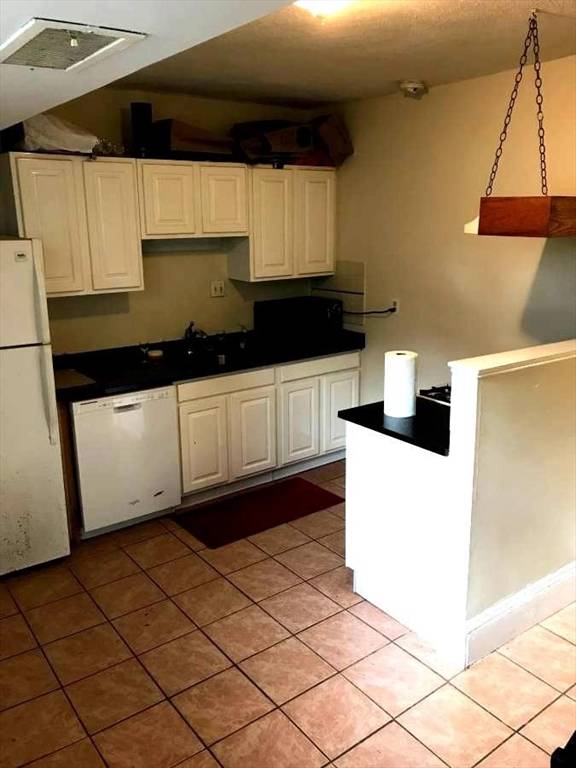 Boston, MA 02135,110 Lanark Rd #1A
