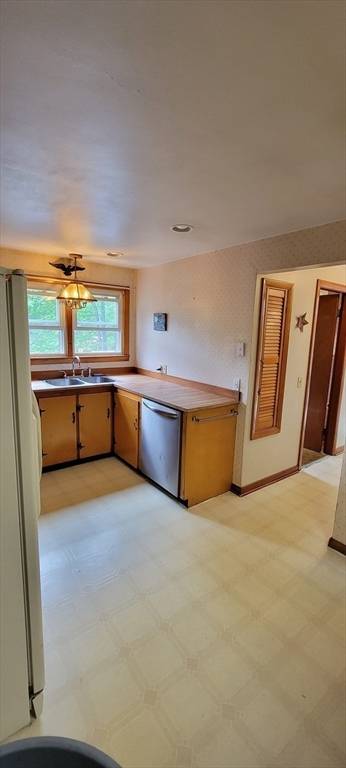 Lunenburg, MA 01462,580 West Street