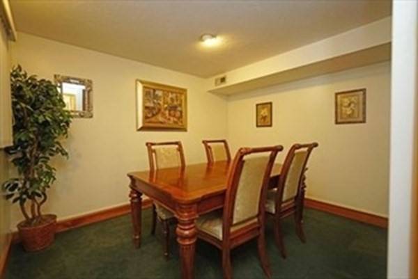 Norwood, MA 02062,955 Washington St #Unit 1