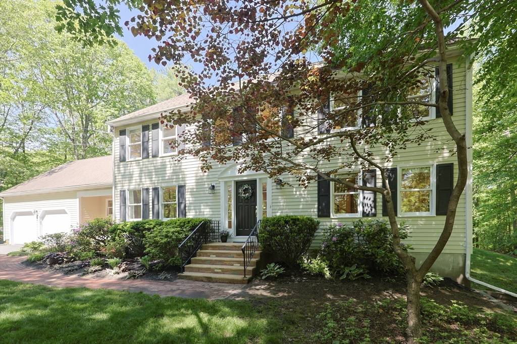 Hopkinton, MA 01748,13 Valleywood Road
