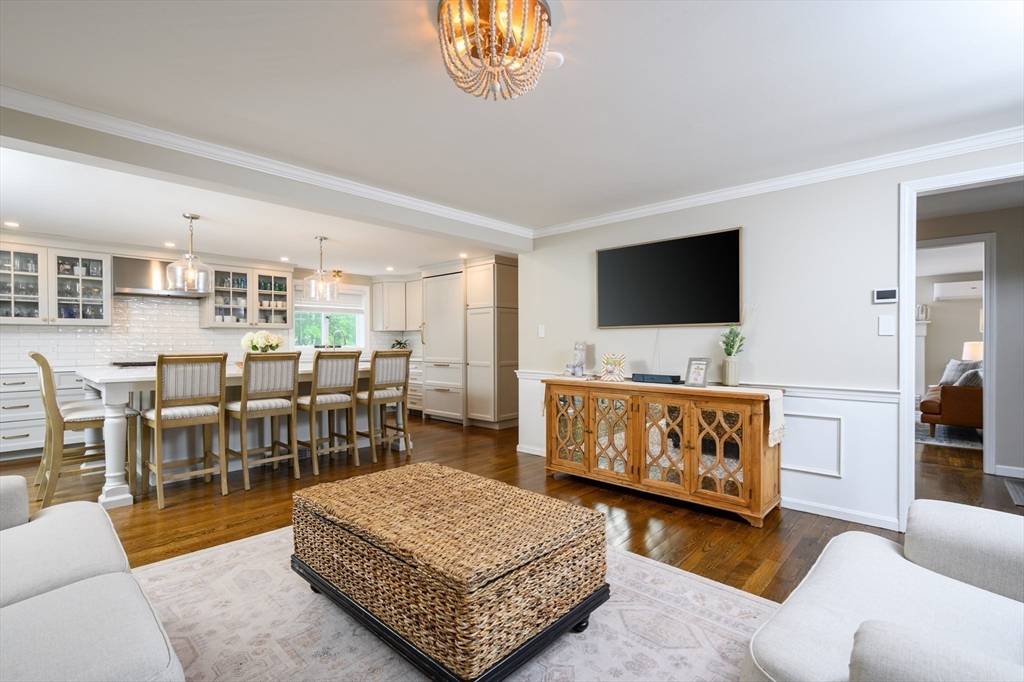 Cohasset, MA 02025,75 Doane Street