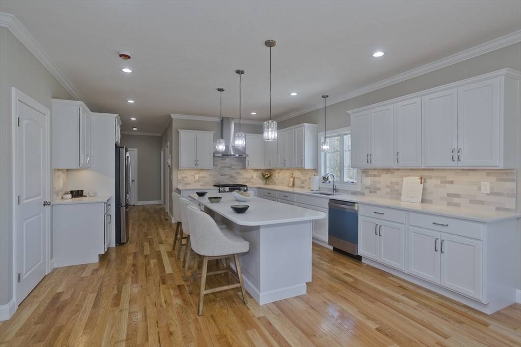 East Longmeadow, MA 01028,15 Fernwood Drive