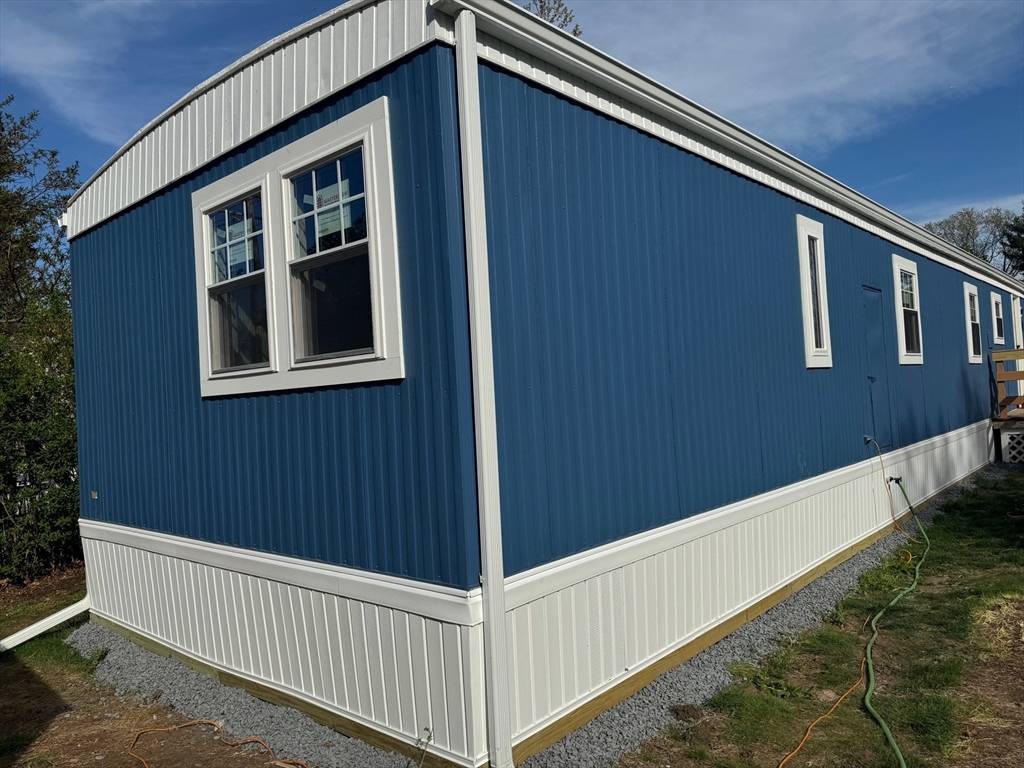 Attleboro, MA 02703,1340 County St #46