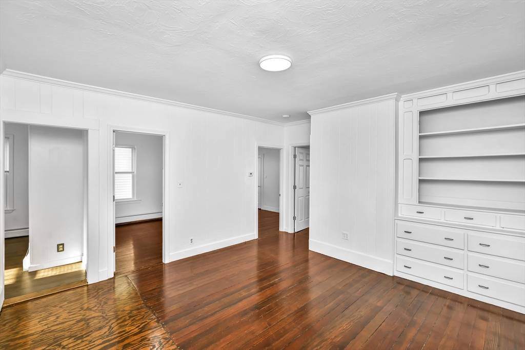 New Bedford, MA 02740,21 Page St #1