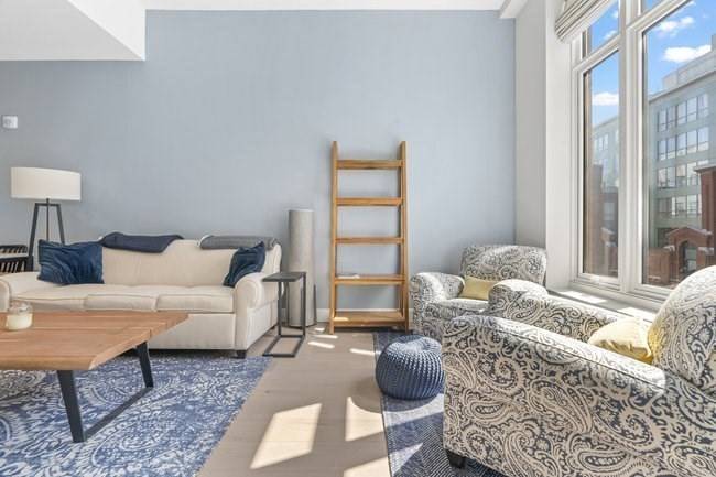 Boston, MA 02114,100 Lovejoy #12Q