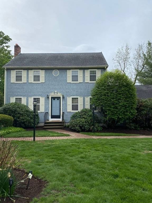 Stoughton, MA 02072,19 Camelot Ct #19