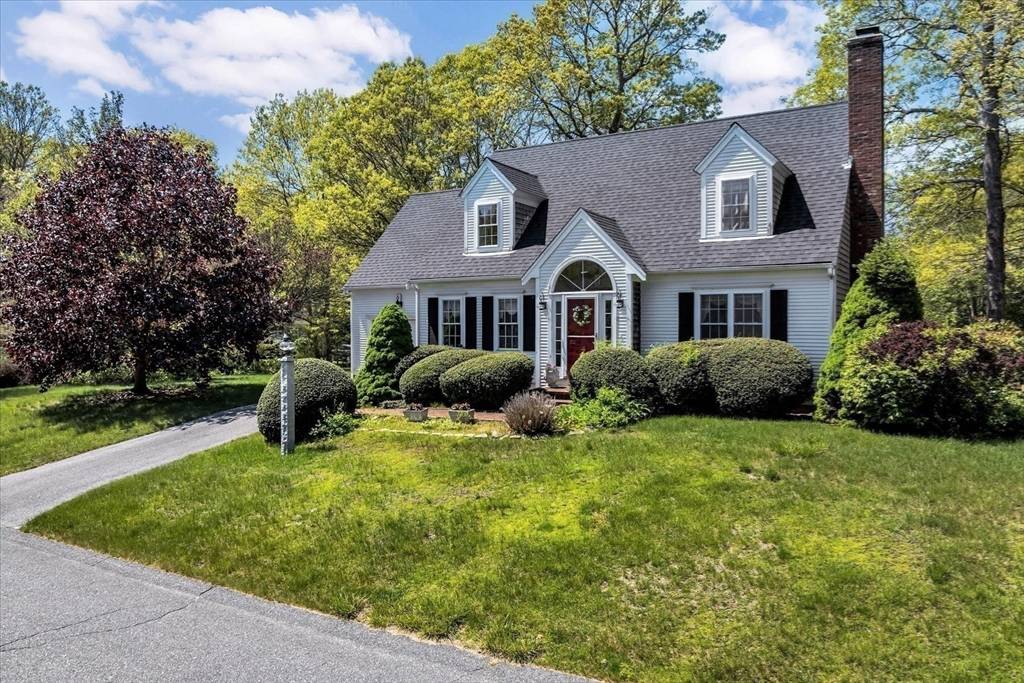 Barnstable, MA 02632,72 Rosemary Ln