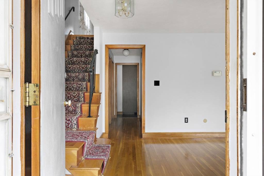 Medford, MA 02155,44 Clematis Road