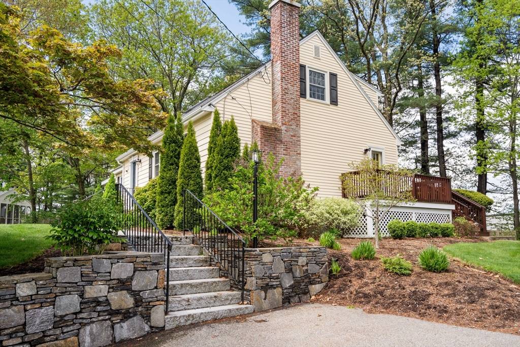 Hudson, MA 01749,12 Birchwood Road