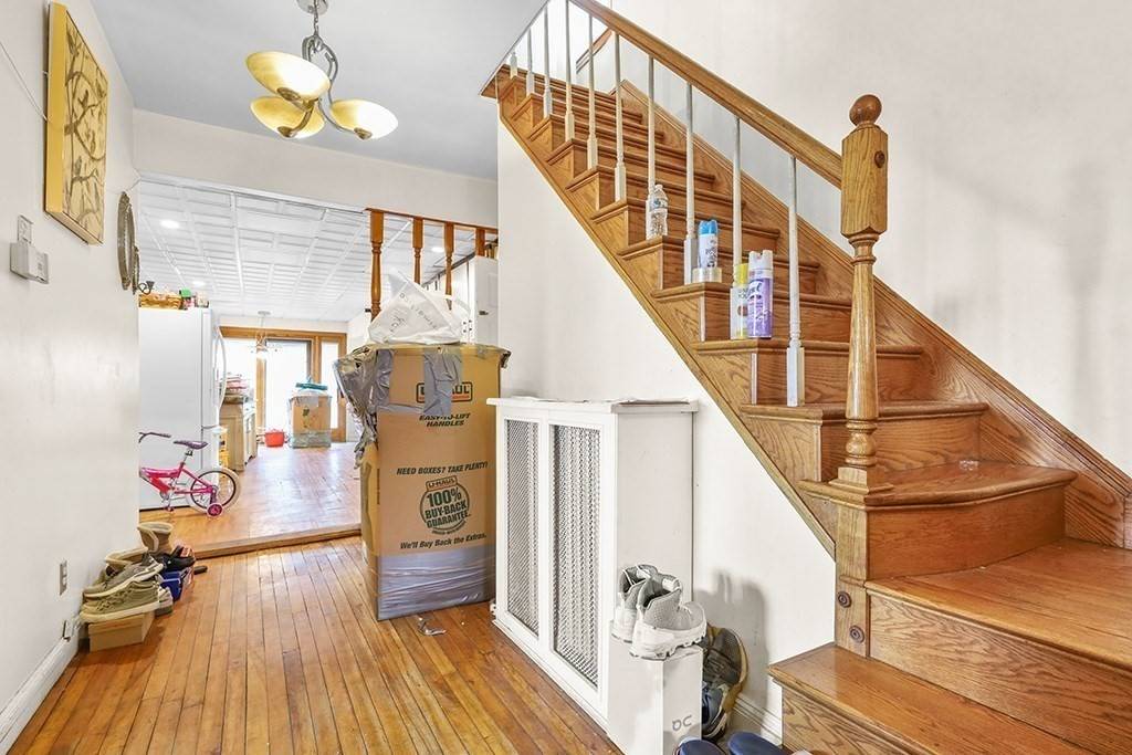 Randolph, MA 02368,6 Maitland Ave