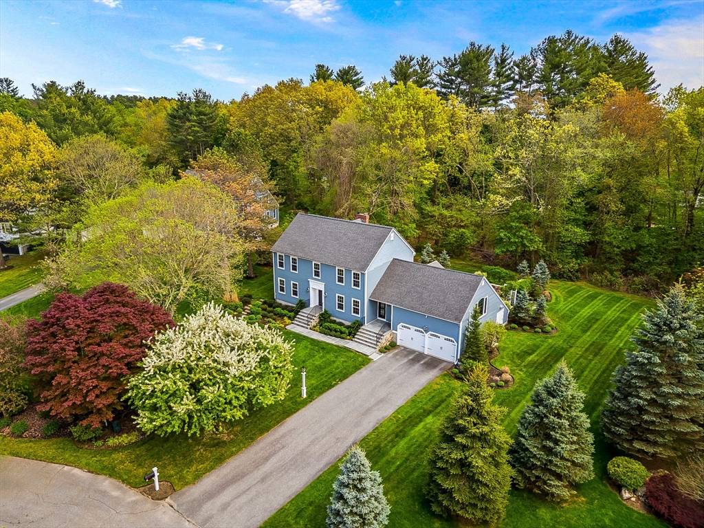 Andover, MA 01810,24 Belknap Dr
