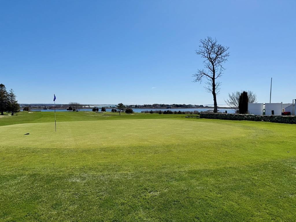 Westport, MA 02790,451 Old Harbor Rd