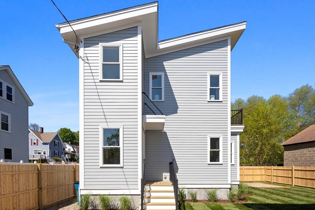 Nahant, MA 01908,30 A Emerald Road