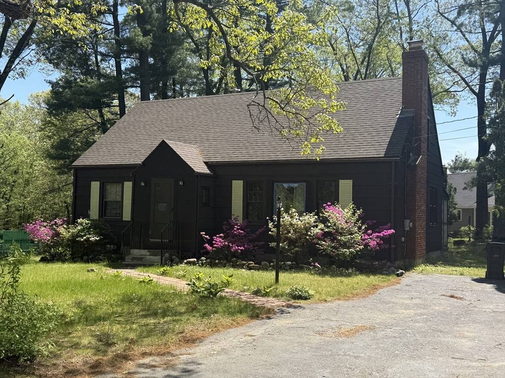 Westfield, MA 01085,69 Aldrich Dr #1
