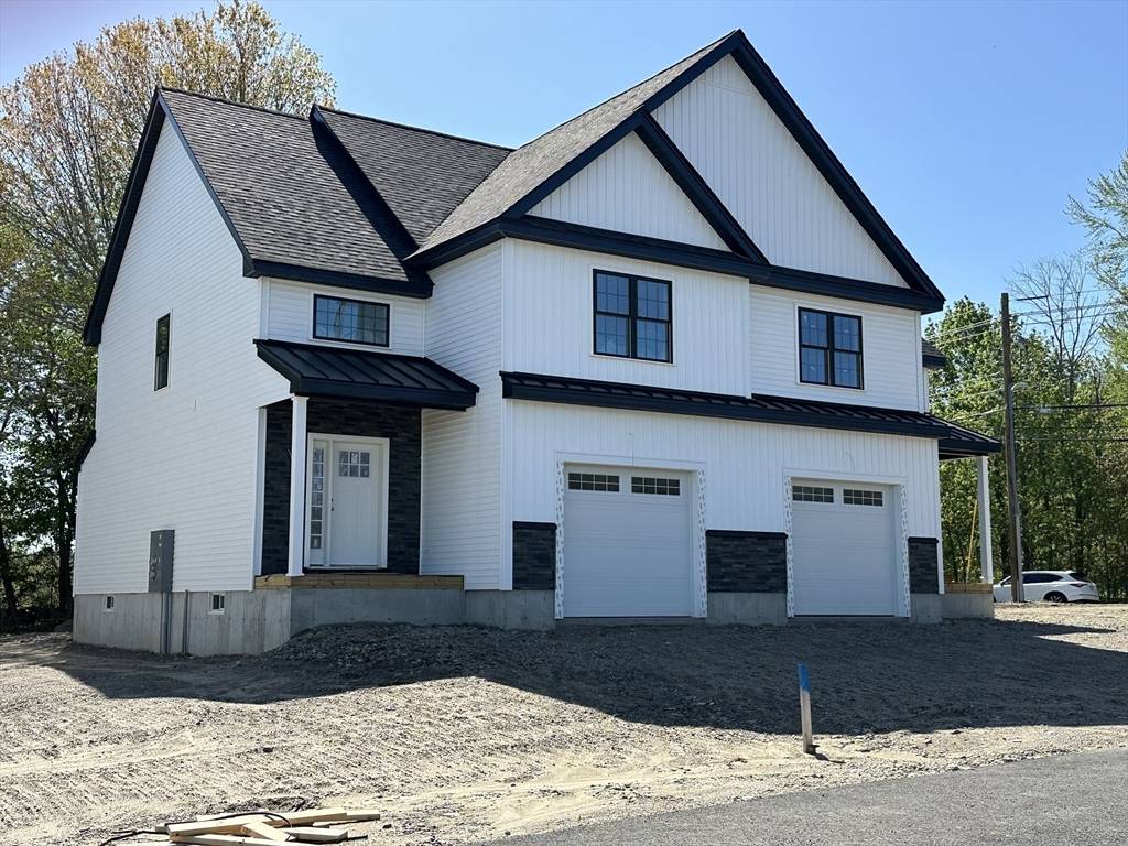 Sterling, MA 01564,3 Leo's Way #1