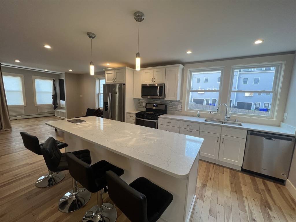 Boston, MA 02135,39 Snow St #1