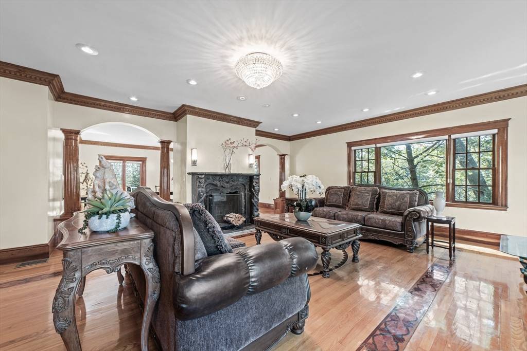 72 Charlemont St Newton, MA 02461
