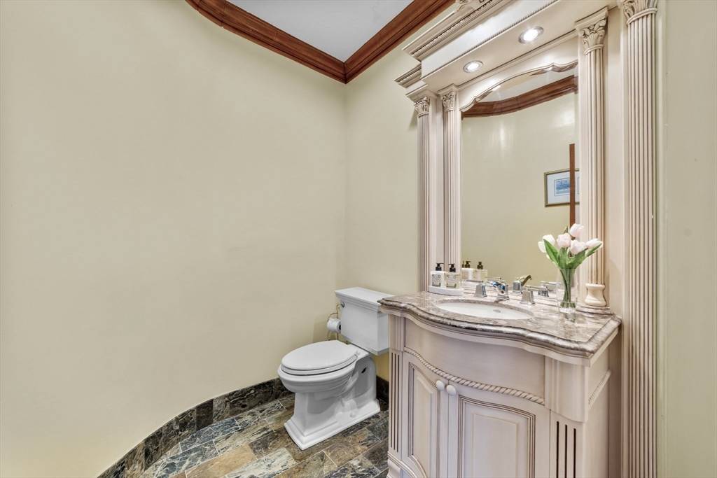 72 Charlemont St Newton, MA 02461