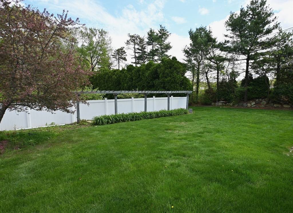 Walpole, MA 02032,170 Coney St