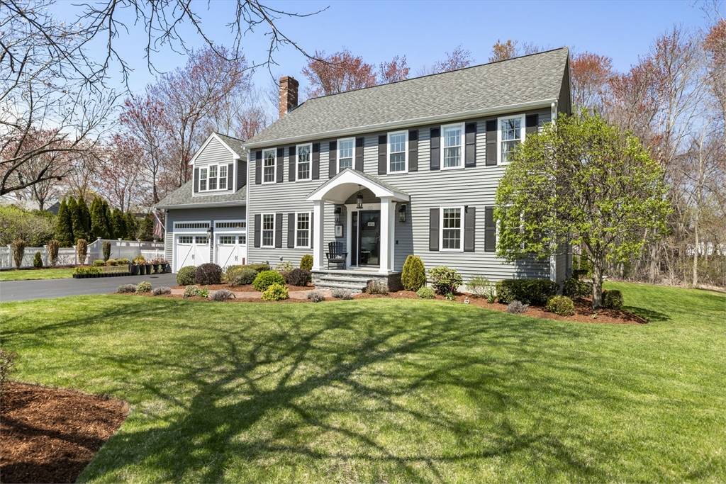 Millis, MA 02054,11 Southwoods Cir