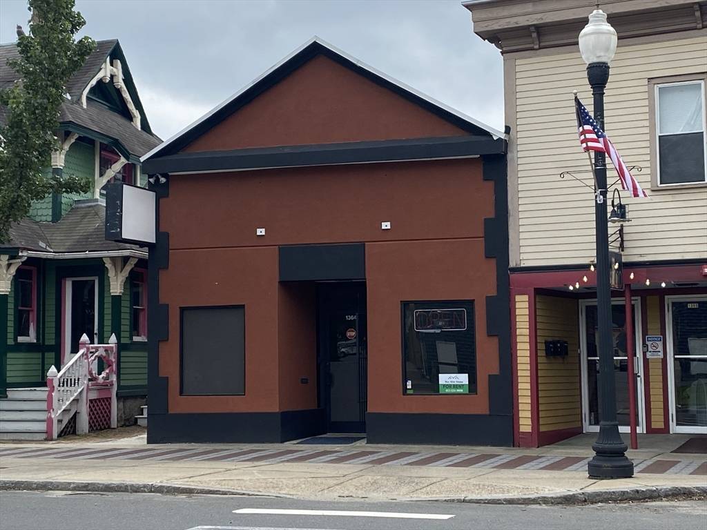 Palmer, MA 01069,1364 Main St