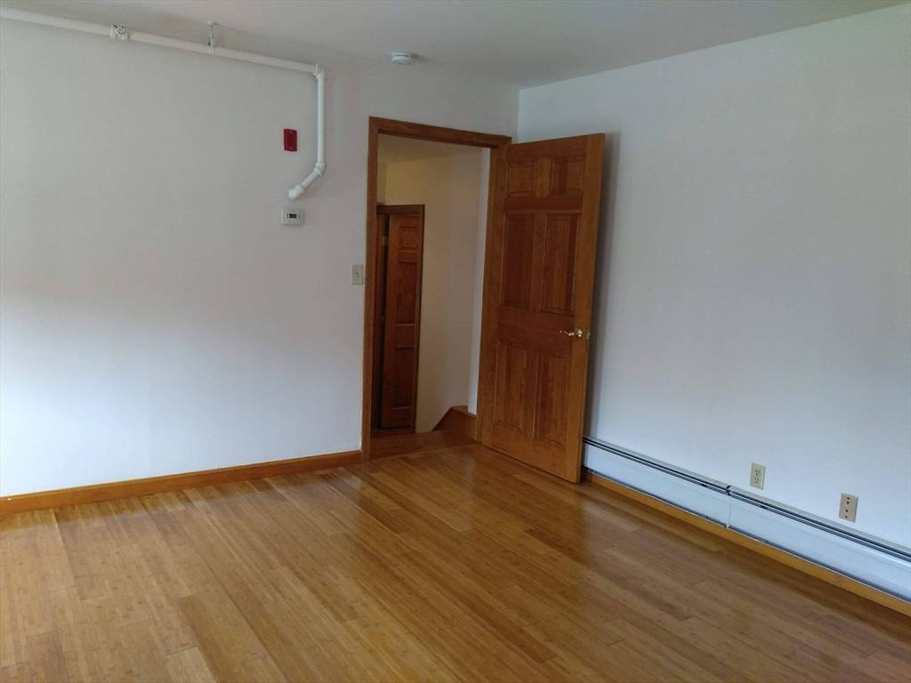 7-11 Phillips St Greenfield, MA 01301